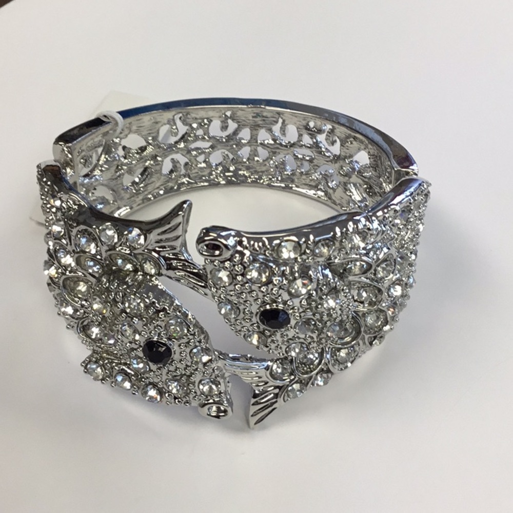 Rhinestone Dolphins Cuff Bracelet silver tone